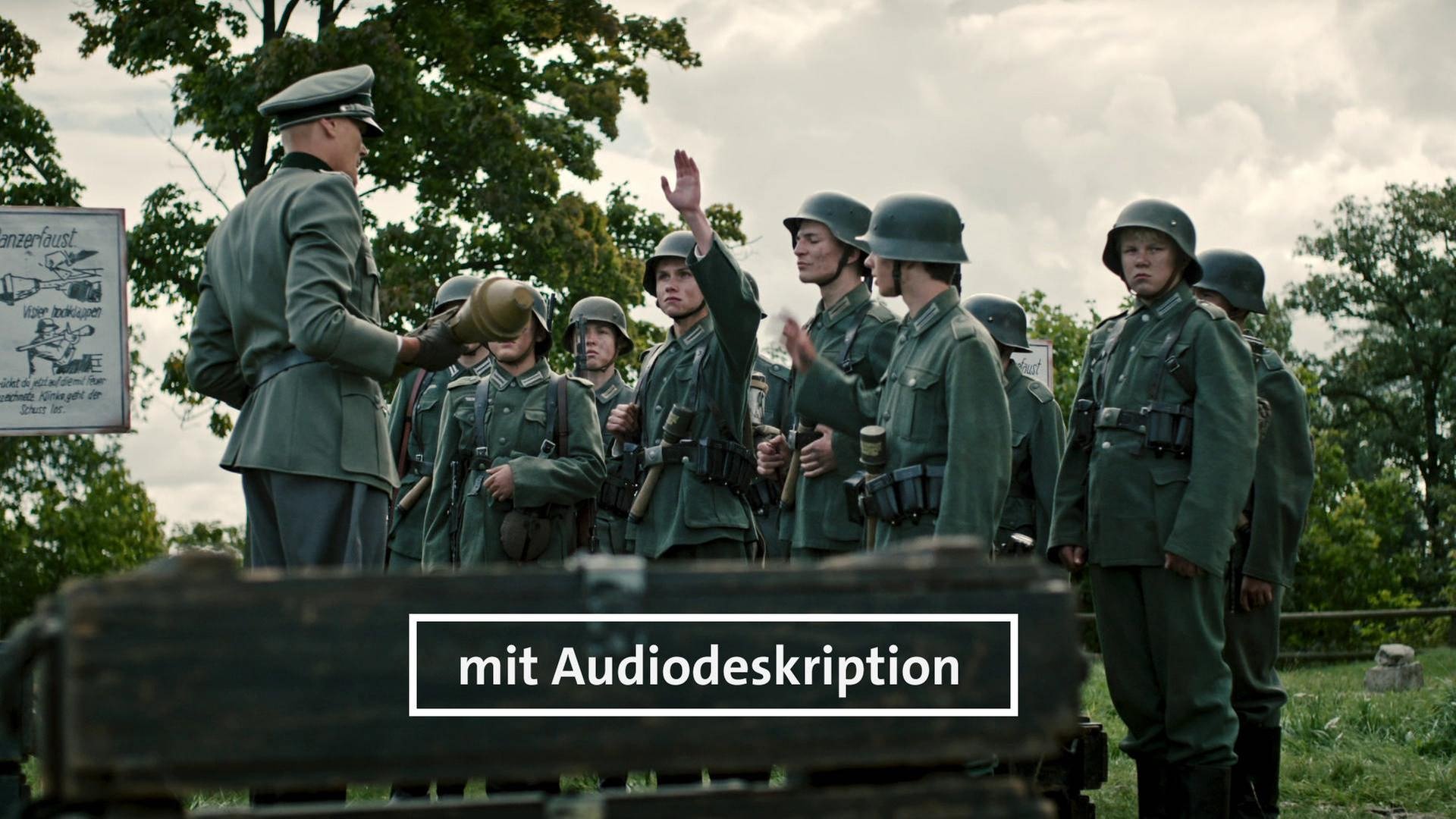 Deutschland 194445 · Justus will sein Land verteidigen (Audiodeskription) · Der Krieg und ich