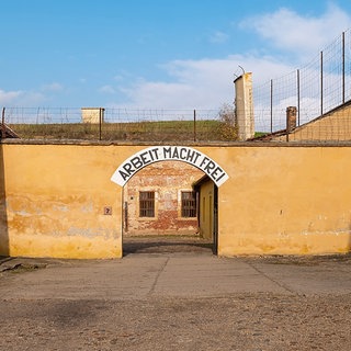 Das Eingangstor des Konzentrationslager Theresienstadt