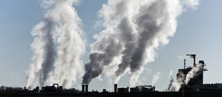 Treibhausgase aus Industrietürmen