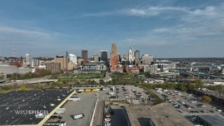 Luftaufnahme von Parkplatz und Häusern in Cincinnati