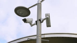 Pro und contra Überwachung